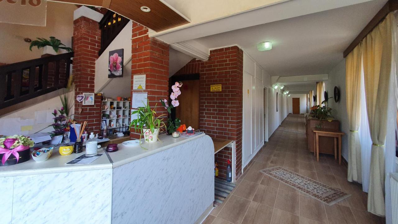 Harmonia Apartmanhaz バラトンレッレ エクステリア 写真